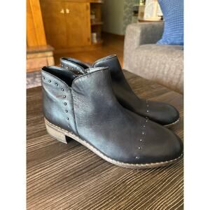Skechers Black Leather Rae Studded Zip Up Casual Ankle Booties Sz. 8